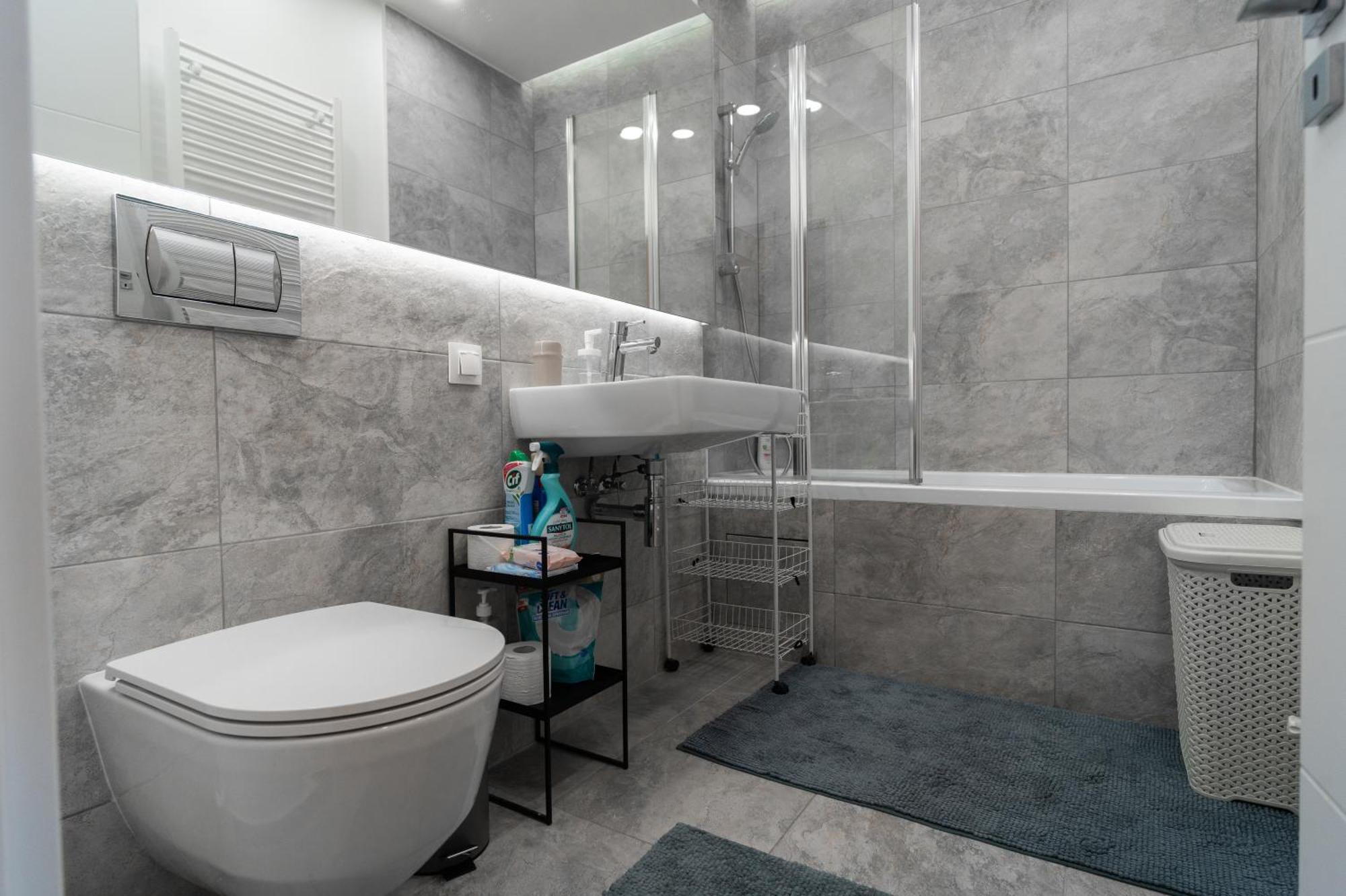 Lagoon Park Apartments With Beach View Букурещ Екстериор снимка