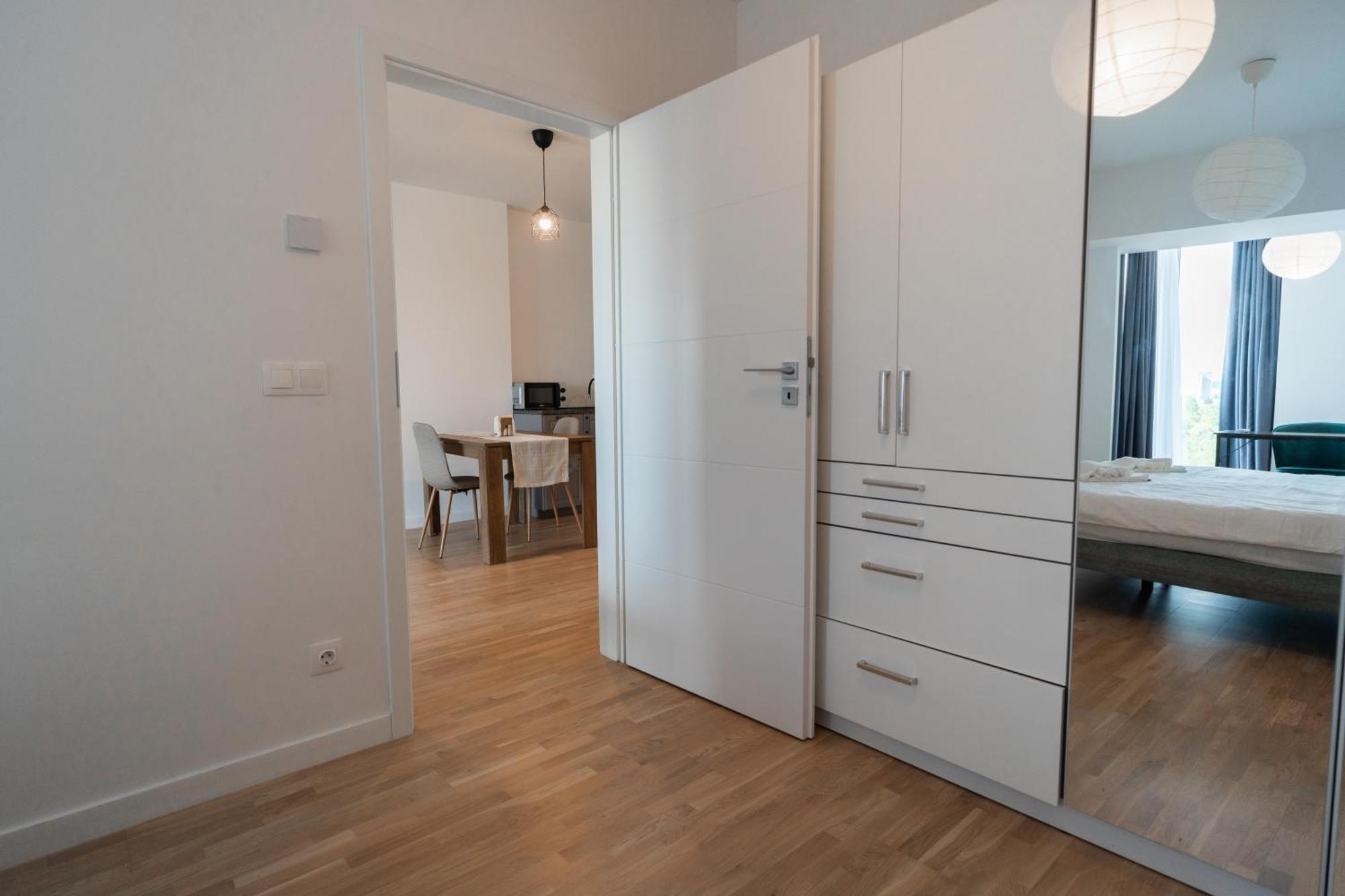 Lagoon Park Apartments With Beach View Букурещ Екстериор снимка